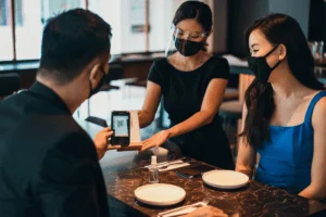 Digitaliza tu restaurante e inclúyelo en la feria de comida virtual del Marketplace de Ofertazos Colombia